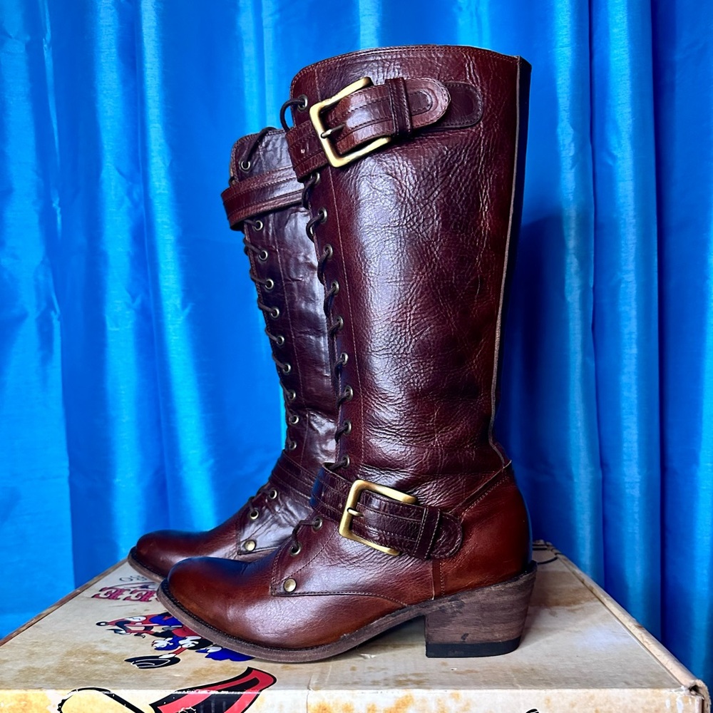 Vintage Old Gringo Laced and Buckle Boots fully zippered Inside